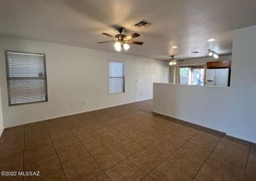 9973 Rocky Wash Dr, Tucson AZ  85748-7881 exterior