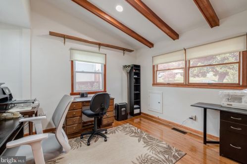 3405 Sunny Vw, Alexandria VA 22309-1911 exterior