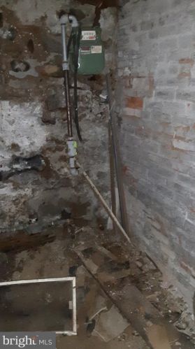 204 Spg St, Trenton NJ 08618-4611 exterior