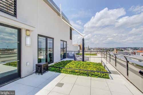 1133 14th St, Washington DC  20005-4234 exterior