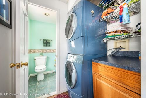 187 Seabreeze Ave, Middletown NJ 07748-5550 exterior