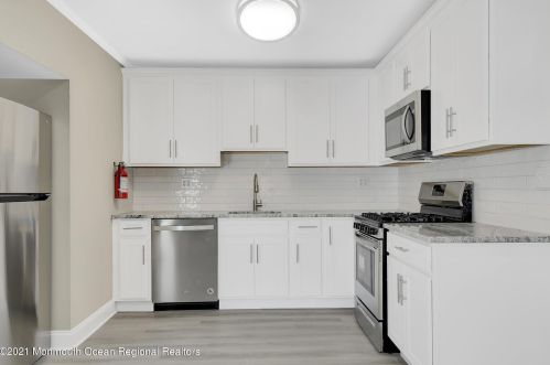 13 Monterey Dr, Hazlet NJ  07730-2143 exterior