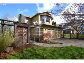 15379 Energia St, Portland, OR 97229-8924