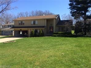1195 Chatham Pl, Cleveland OH  44116-2104 exterior