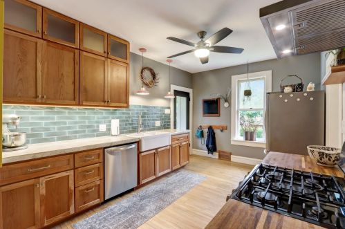 1604 60th St, Milwaukee WI  53214-5131 exterior