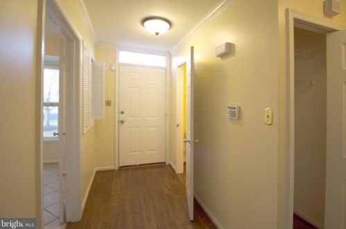 5339 Buxton Ct, Alexandria VA  22315-4760 exterior