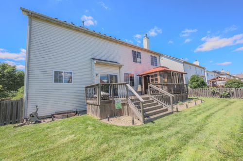 906 Plaintain Dr, Joliet IL 60431-7871 exterior