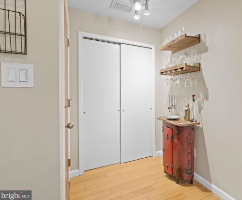 119 Commonwealth Ct, Princeton, NJ 08540-7002