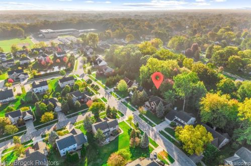 1677 Gilsam Ave, Rochester, MI 48309-4287