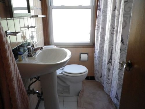 6055 Barry Ave, Chicago IL 60634-4966 exterior