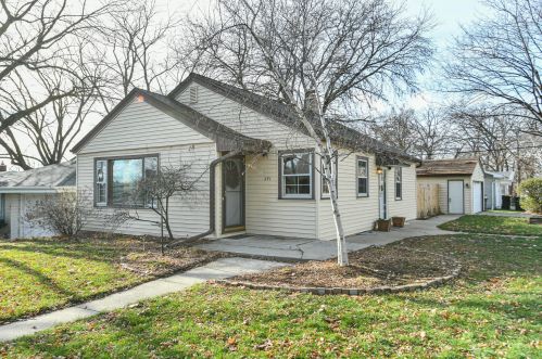 271 115th St, Milwaukee, WI 53226-4011