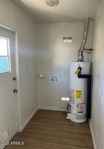 2041 16 Ave, Phoenix AZ 85021-5411 exterior