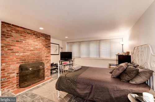 2015 Q St, Washington DC 20002-2373 exterior