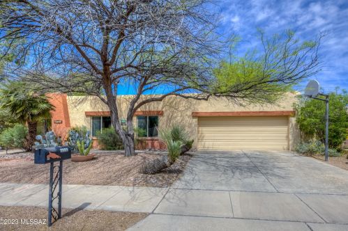 7561 La Cienega Dr, Tucson AZ  85715-3526 exterior