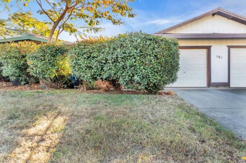 107 Persifer St, Folsom, CA 95630-2843