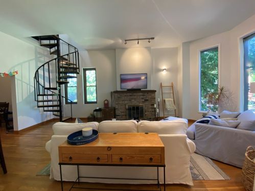 2058 Bissell St, Chicago IL  60614-4206 exterior