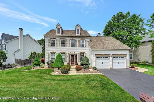 41 Samantha Dr, Morganville, NJ 07751-4008