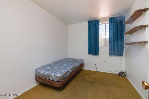 5011 13 St, Tucson AZ 85719-6210 exterior