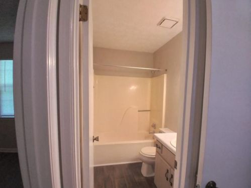 2003 Laboon Cir, Atlanta GA  30349-5246 exterior