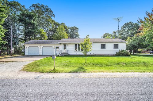 840 Shirley Blvd, Meskegon, MI 49442-3837