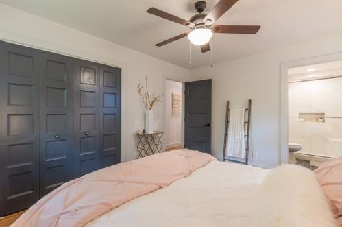 1897 Dorsey Ave, Atlanta GA  30344-6846 exterior