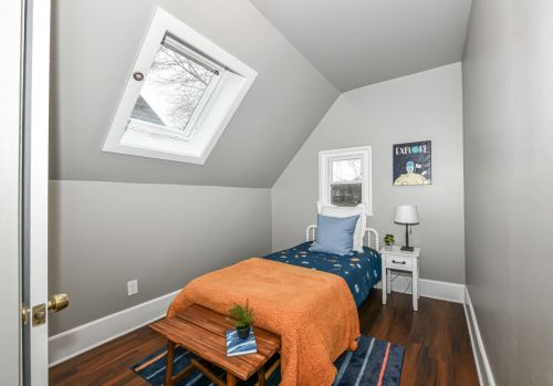 3722 7 St, Milwaukee WI 53212-1437 exterior