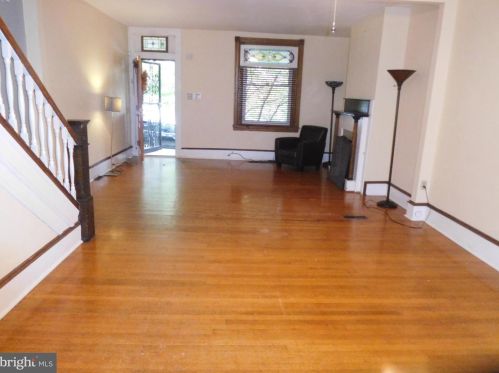 8104 Ardleigh St, Philadelphia PA 19118-3415 exterior