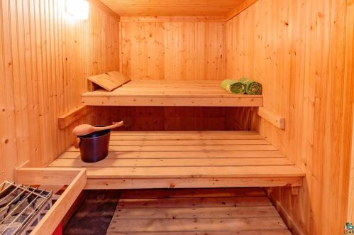 17 Mankato St, Duluth MN 55803-1842 exterior