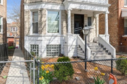 7641 Sangamon St, Chicago, IL 60620-2834