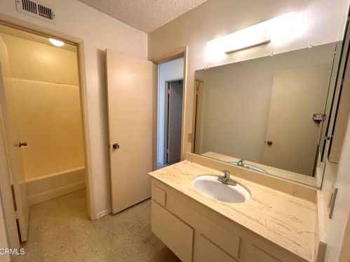 1960 Norma St, Oxnard CA 93036-2709 exterior