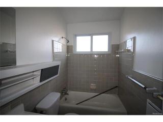 15230 Marlow St, Detroit MI  48237-1531 exterior