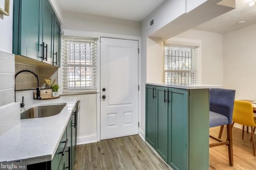 3437 24th St, Washington DC 20020-1901 exterior