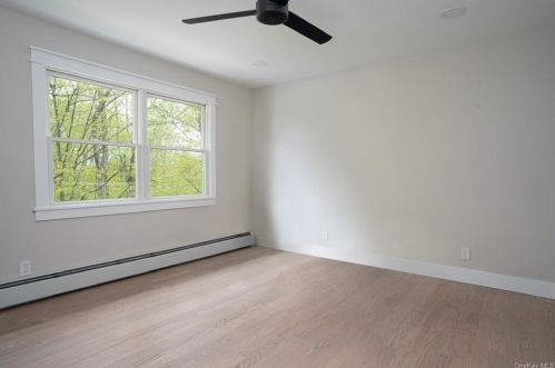 451 Storms Rd, Valley Cottage NY 10989-1215 exterior