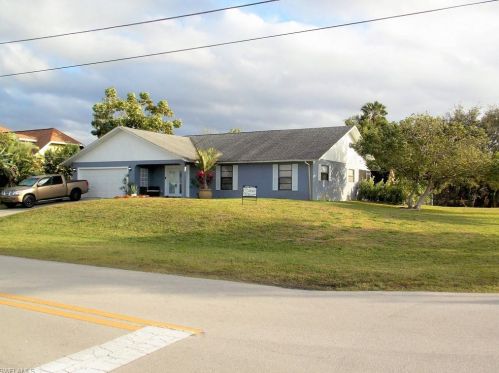 4790 30th Pl, Naples, FL 34116-7767