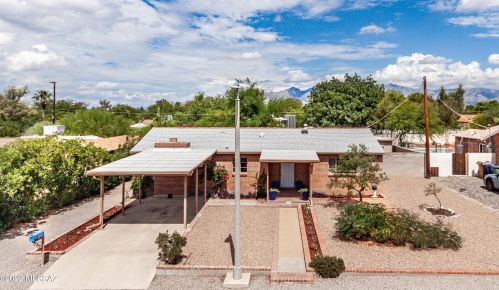 4201 Kings Rd, Tucson, AZ 85711-2829