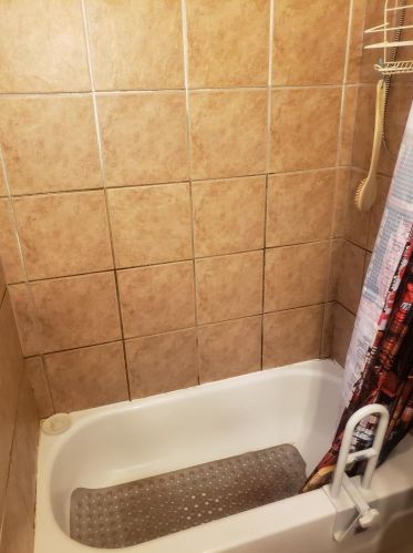 5520 Paulina St, Chicago IL 60640-1183 exterior