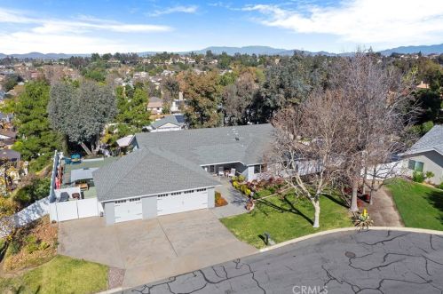 30346 Calle Halcon, Temecula CA 92592-5136 exterior