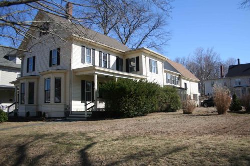 258 Washington St, Dover, NH 03820-3611