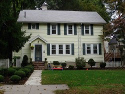 15 Avalon Rd, Newton, MA 02468-1609