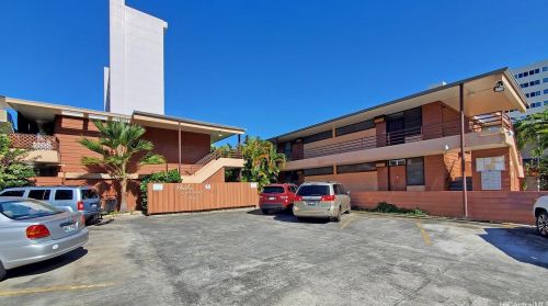 1422 Heulu St, Honolulu, HI 96822-4351