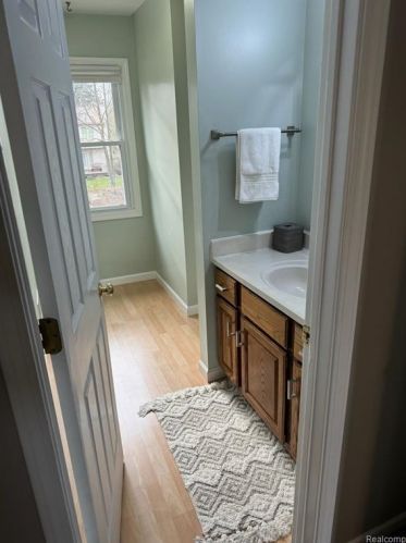 13176 Blackwood Dr, Dewitt MI 48820-8103 exterior