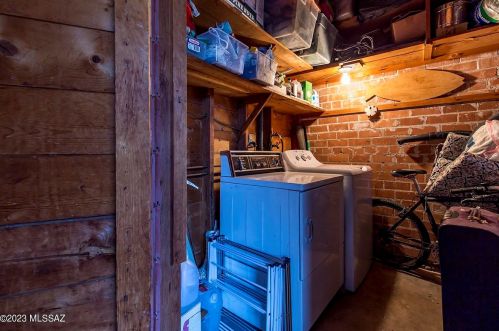 4442 7 St, Tucson AZ 85719-5410 exterior