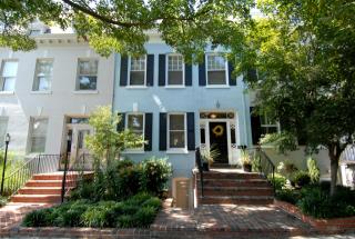 2202 Hall Pl, Washington DC  20007-1848 exterior