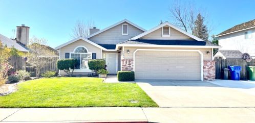 1384 Waterthrush Way, Turlock, CA 95382-8547