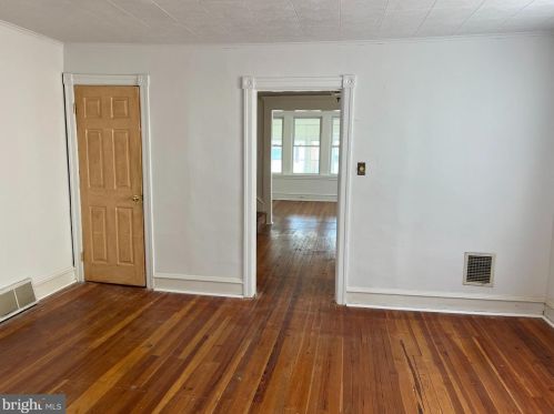 111 Isabel Ave, Manor PA 19036-1407 exterior