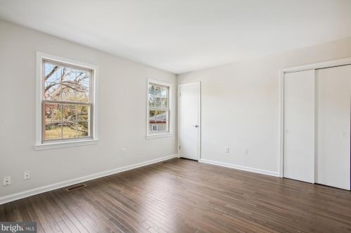 4513 Macarthur Blvd, Washington DC 20007-4201 exterior