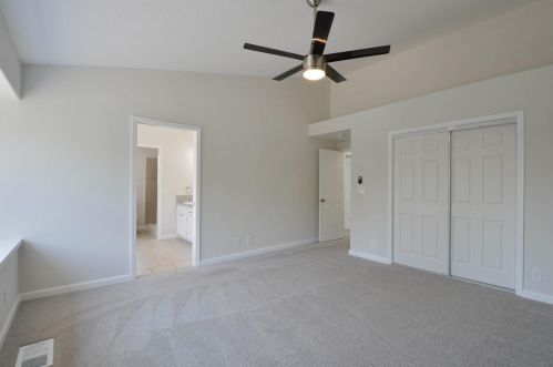 2103 Bristol Park Cir, Turlock CA  95382-2965 exterior