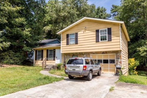 3385 Collier Ct, Atlanta, GA 30331-1524