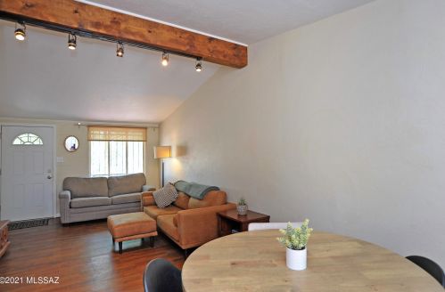 4445 17th St, Tucson AZ  85711-4802 exterior