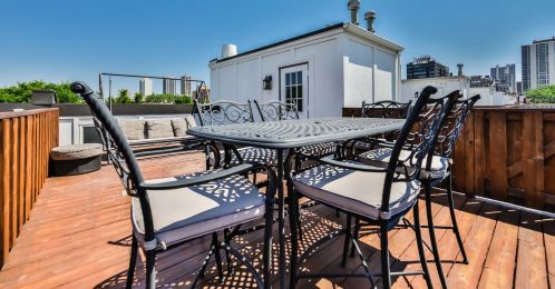 253 Goethe St, Chicago IL 60610-1803 exterior